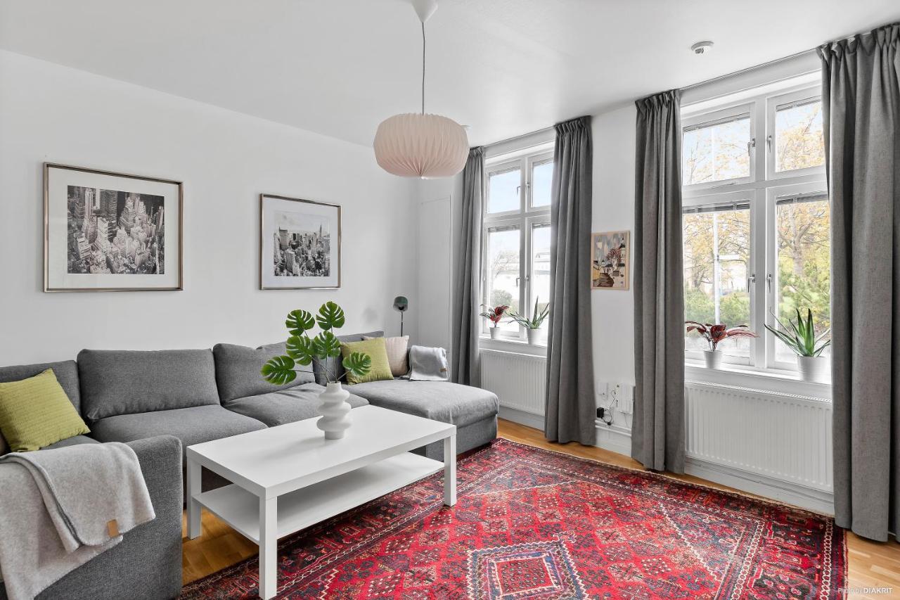 Hernoerum Storgatan - Centrala Laegenheter Härnösand Exterior foto