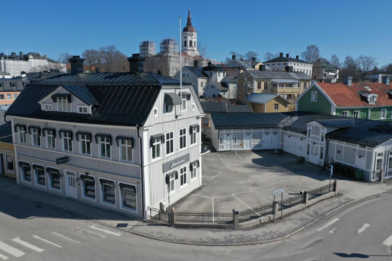 Hernoerum Storgatan - Centrala Laegenheter Härnösand Exterior foto